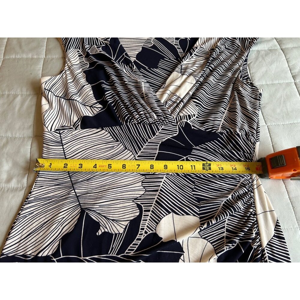LAUREN RALPH LAUREN Dress Size 12 Black White Floral ruched Sleeveless stretch V - Picture 5 of 15